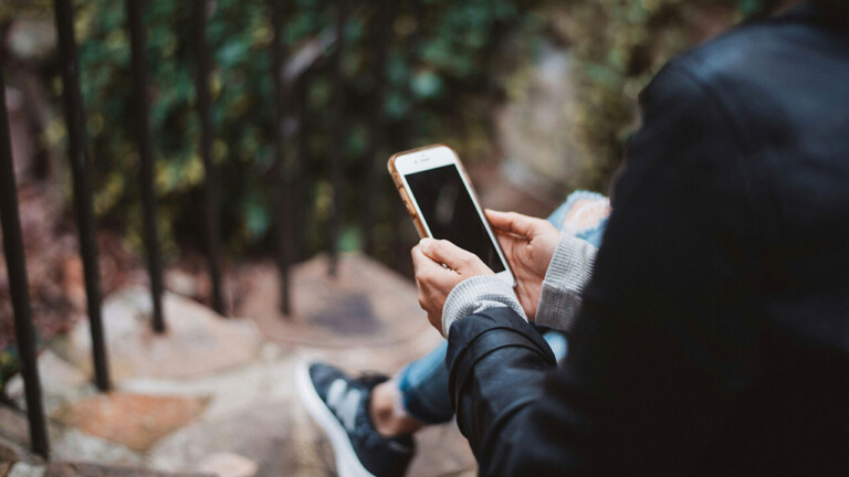 From Tetris to Tablets: A Senior’s Guide to Embracing Modern Tech