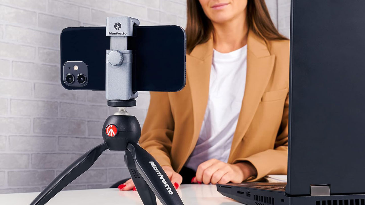 The Best Smartphone Accessories to Elevate Your Content Creation Game