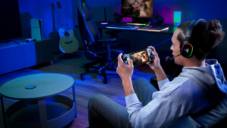 CES 2025: Razer Expands Gaming Ecosystem with New Laptops, Docks & Software