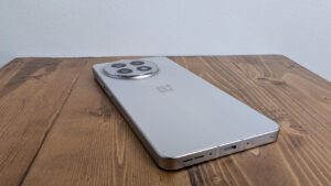 OnePlus 13R Smartphone Review
