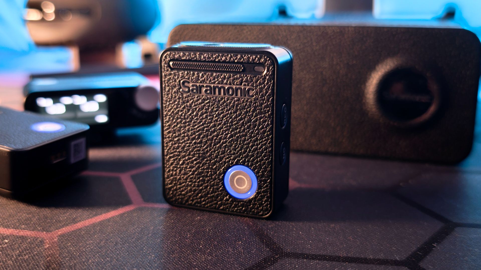 Saramonic Ultra Microphone System Review Saramonic Ultra Microphone System Review