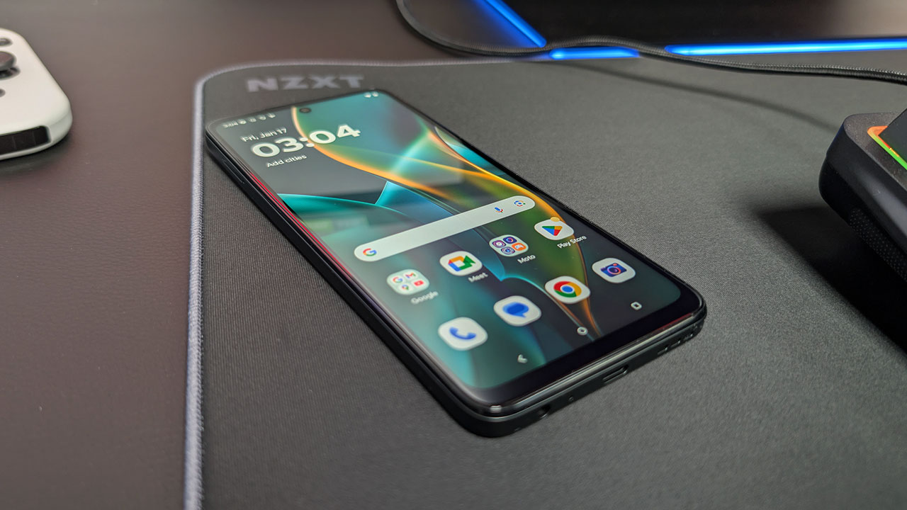 Motorola Moto G 5G (2025) Smartphone Review