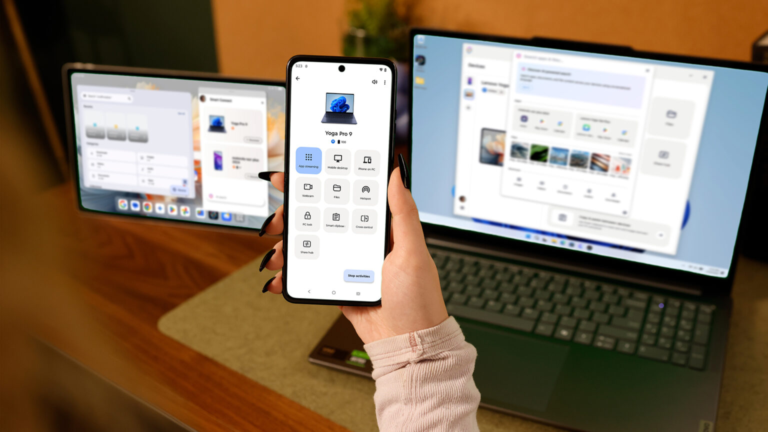 MWC 2025: Motorola Unveils Smart Connect Upcoming Updates With Moto Ai ...