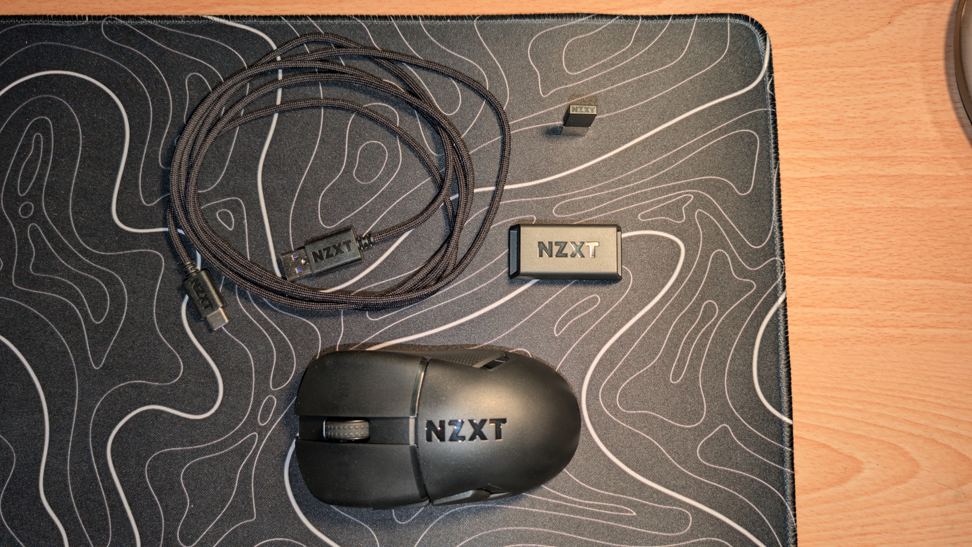 NZXT Lift Elite Wireless Gaming Mouse Review