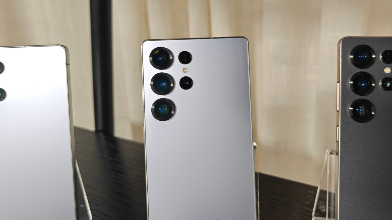 Samsung Galaxy S25 Ultra Smartphone Review