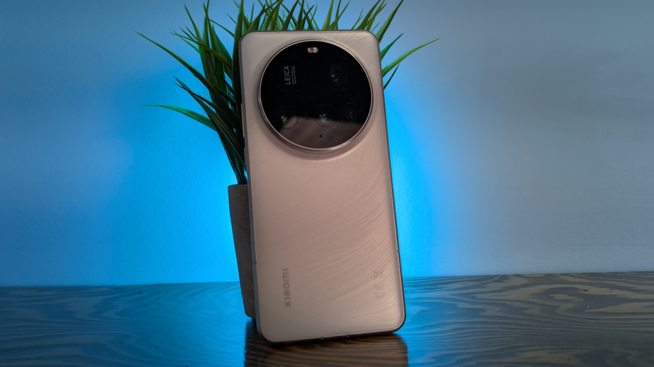 Xiaomi 15 Ultra Smartphone Review