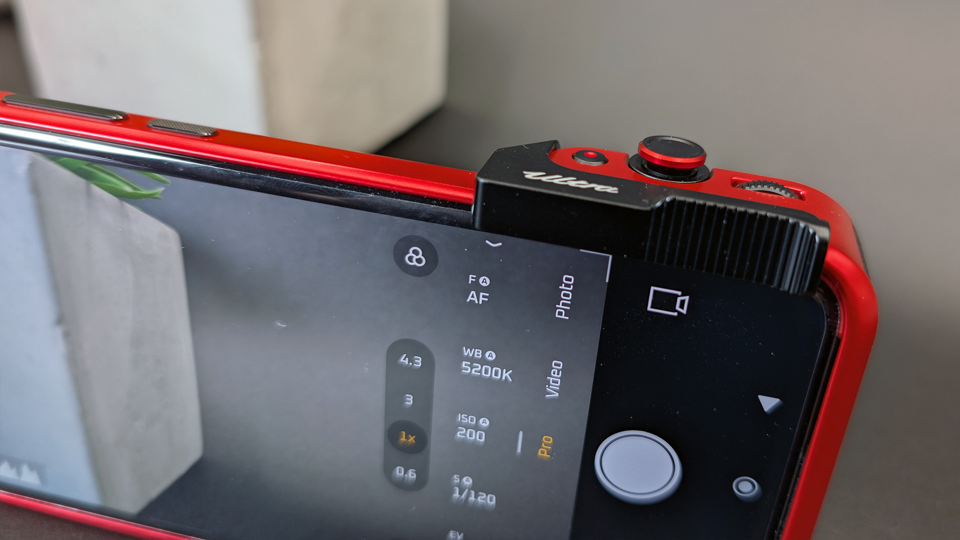 Xiaomi 15 Ultra Smartphone Review