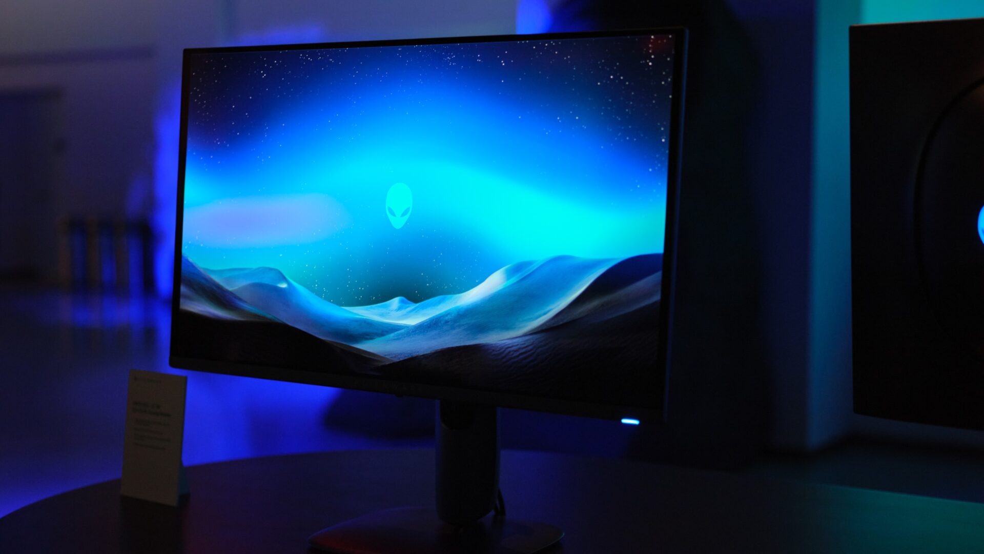 Alienware Announces a New 6 Gaming Monitor Lineup Including a Powerful QD-OLED