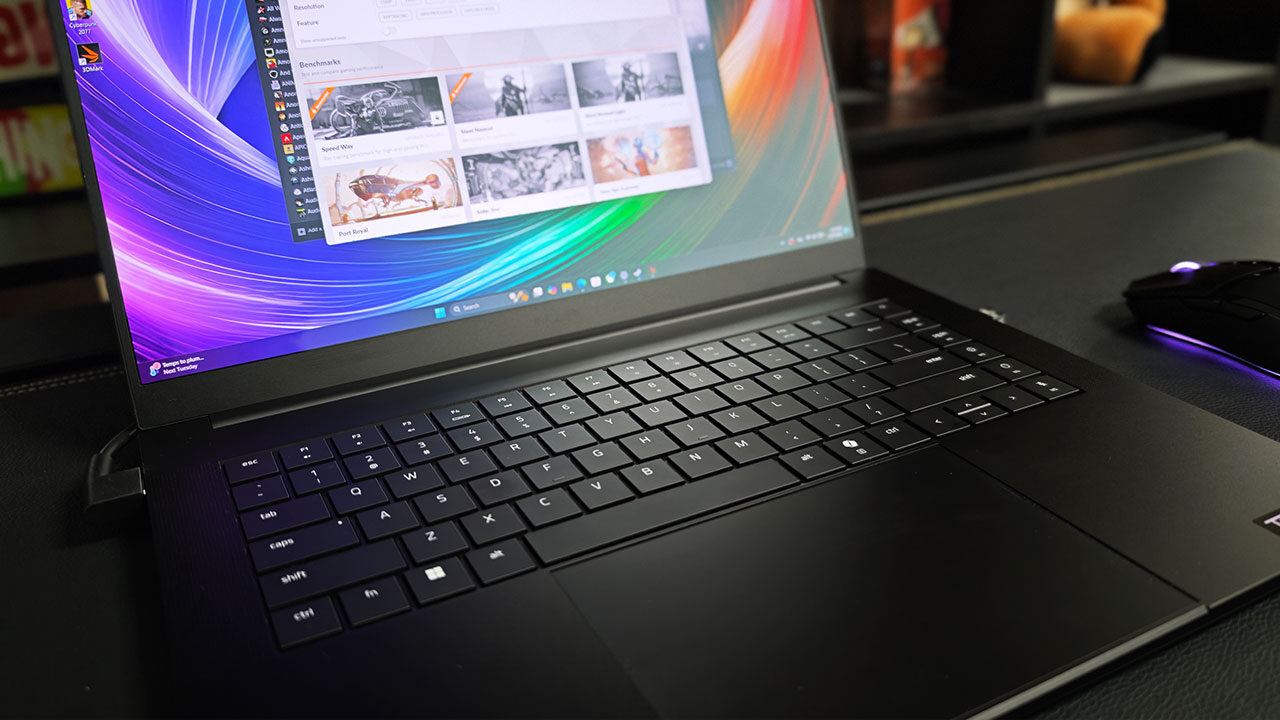 Razer Blade 16 (2025) Laptop Review