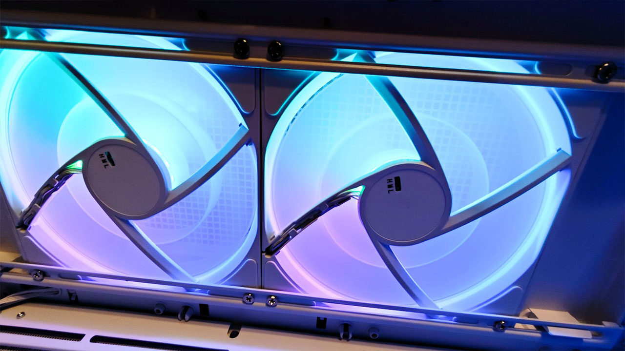 MSi MPG VELOX 300R AIRFLOW PZ Case Review