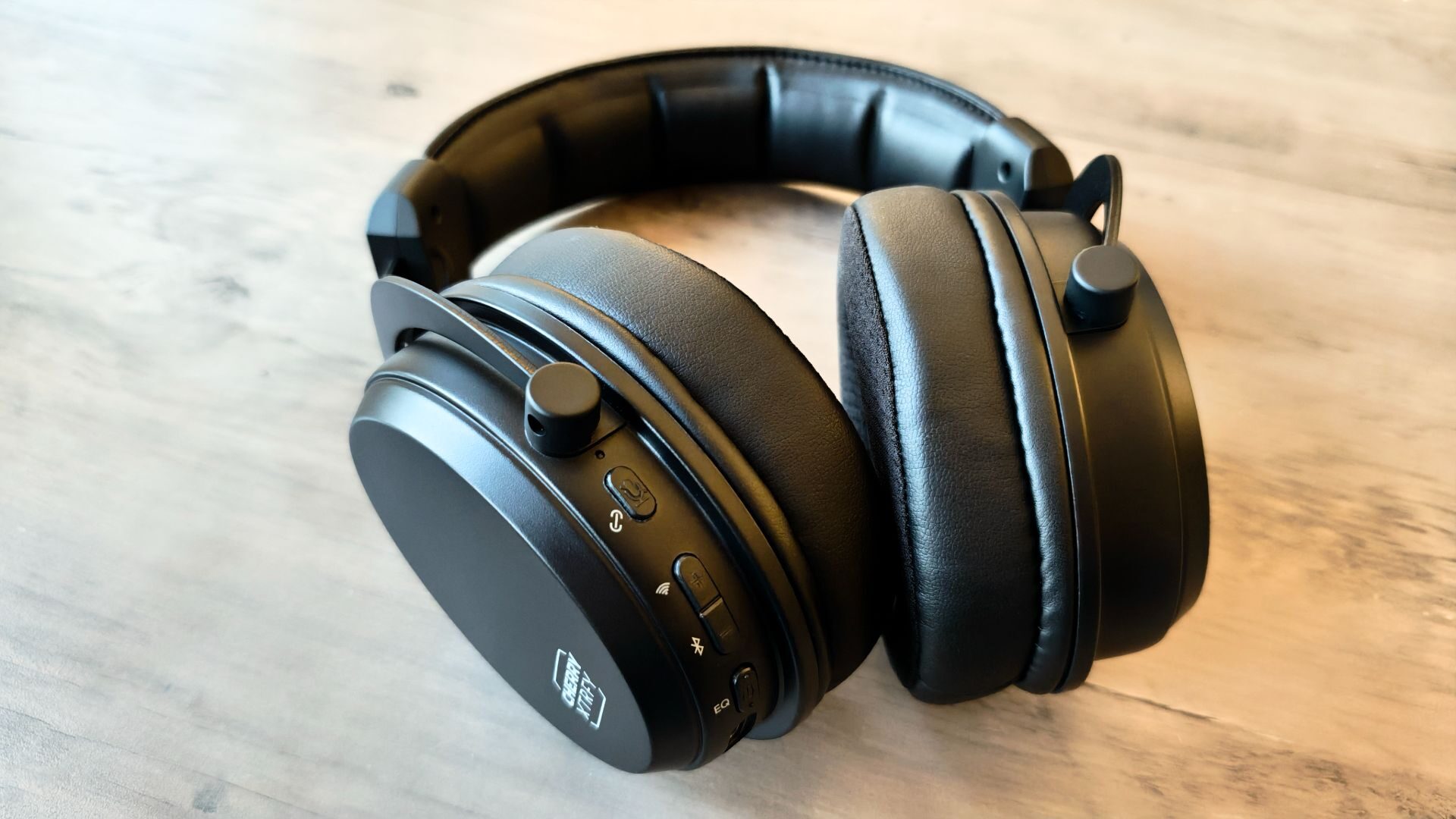 CHERRY XTRFY H3 Wireless Headset Review