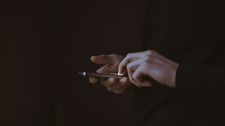 How Mobile Phone Gaming Just Gets Better And Better