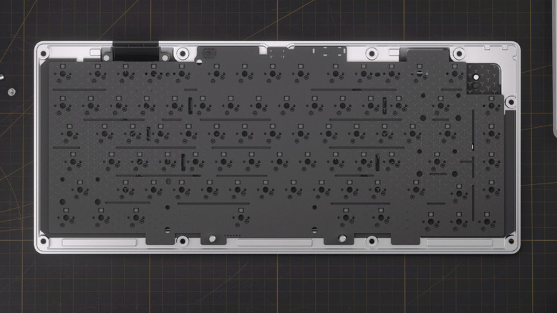 COMPUTEX 2025: MAKR 75 Barebones and CORSAIR Web Hub unveiled by CORSAIR
