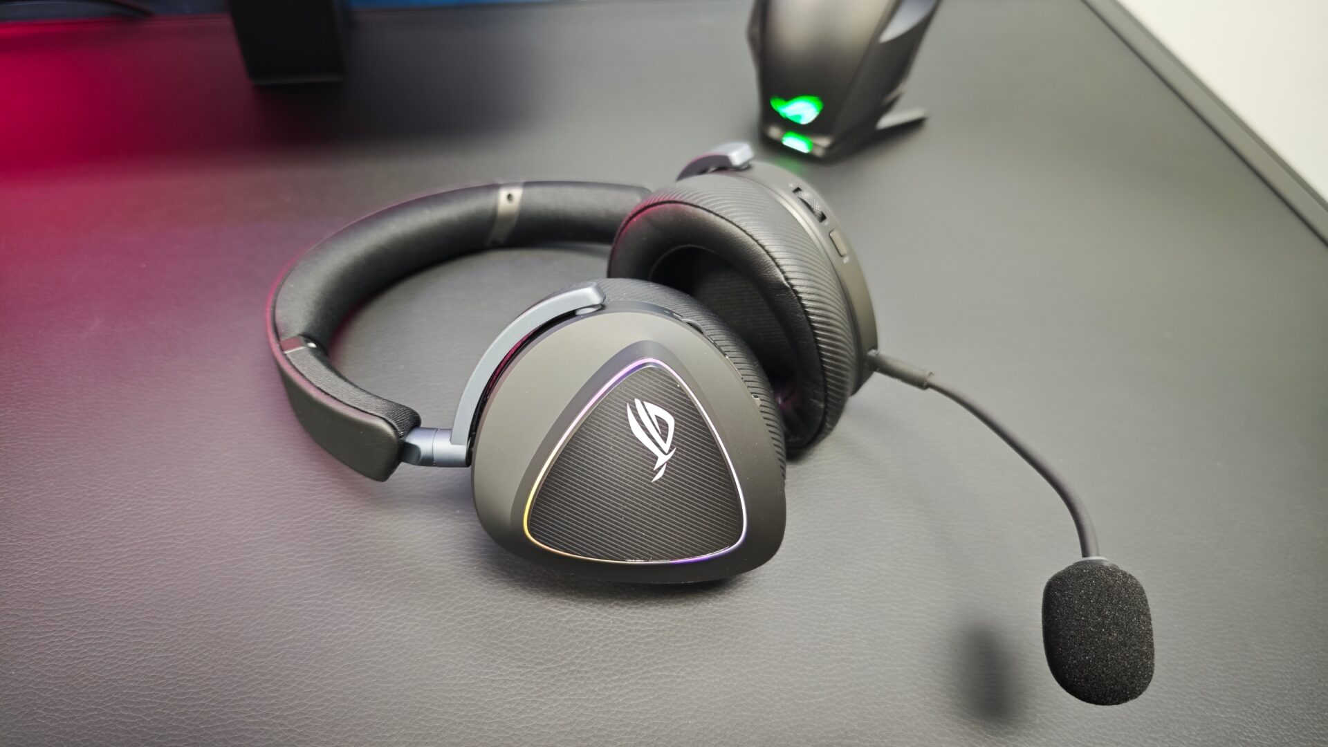 ASUS ROG Delta II Wireless Headset Review