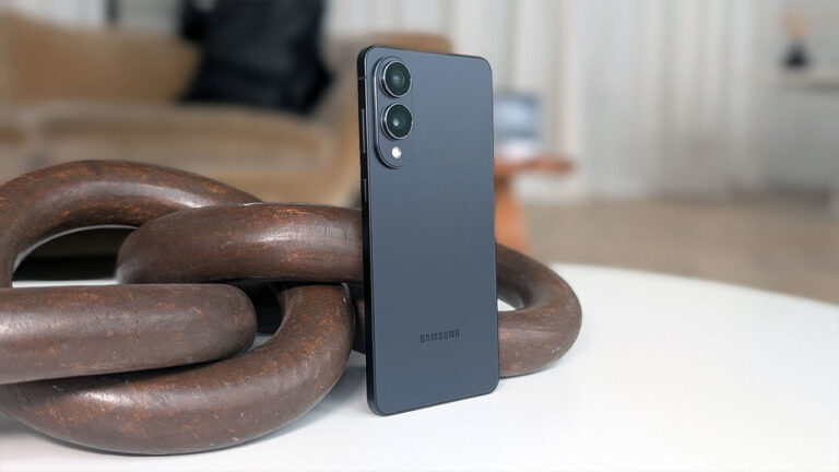 Samsung Galaxy S25 Edge First Look: Their Boldest Smartphone Design in Years