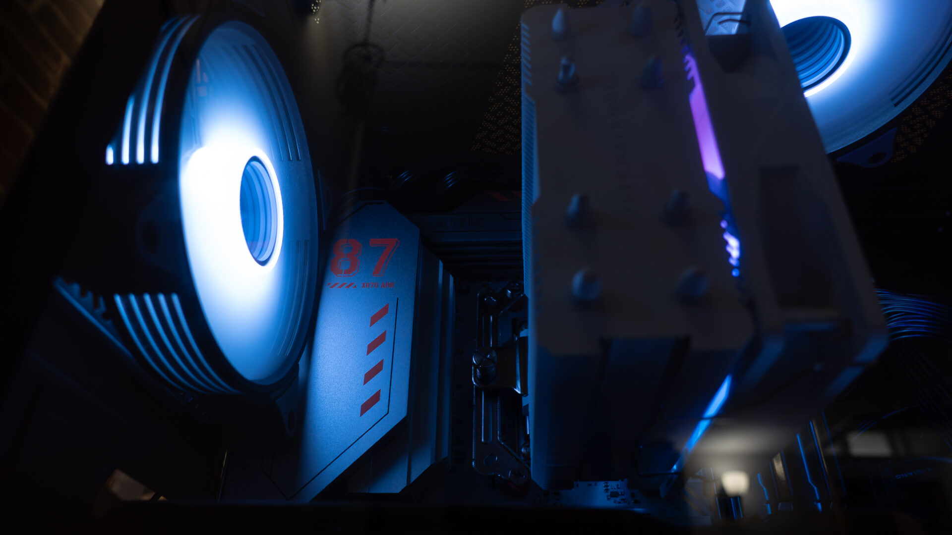 Colorful CVN X870 Ark Frozen V14 Motherboard Review