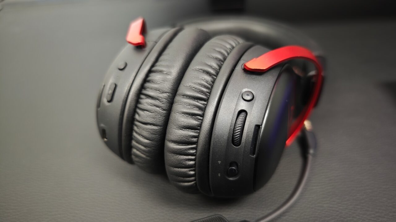 HyperX Cloud III Wireless Headset Review