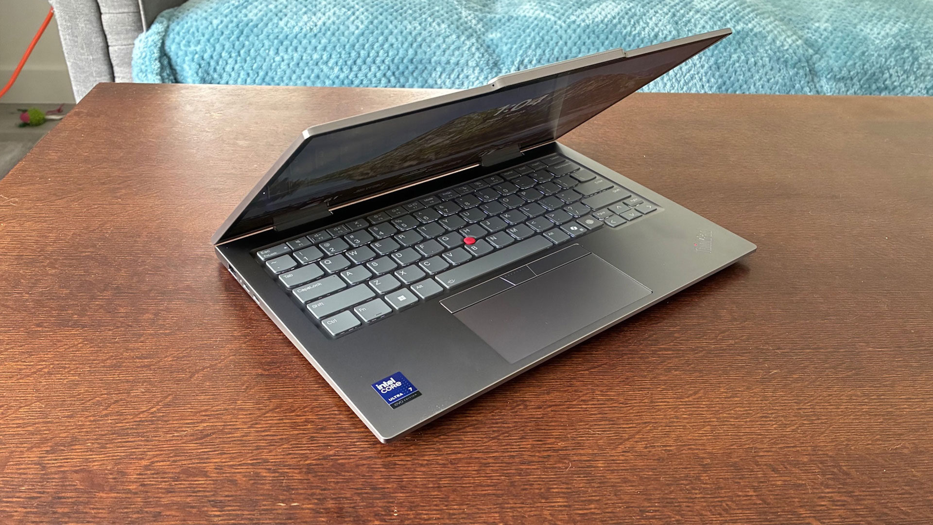 Lenovo Thinkpad X1 2-in-1 Aura Edition Laptop Review