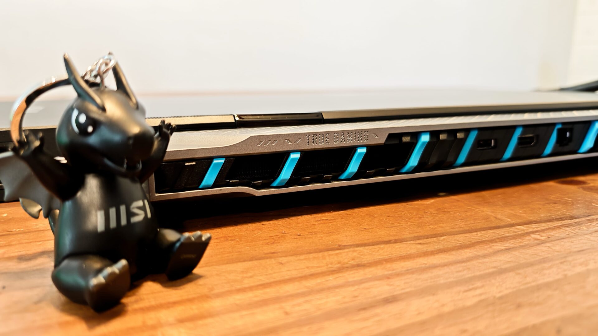 MSI Titan 18 HX AI A2XW Gaming Laptop Review