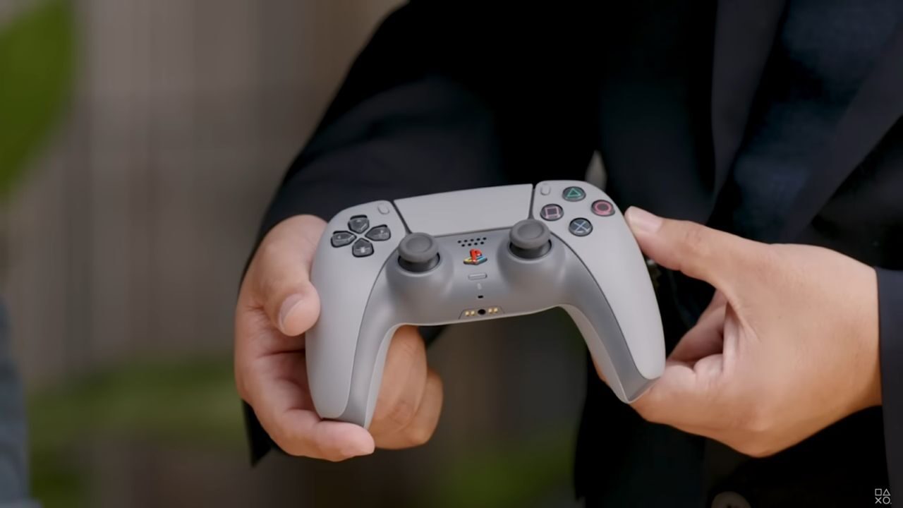 A New PS5 Dualsense Beta Allows Savvy Controllers To Pair With Numerous Devices at Once