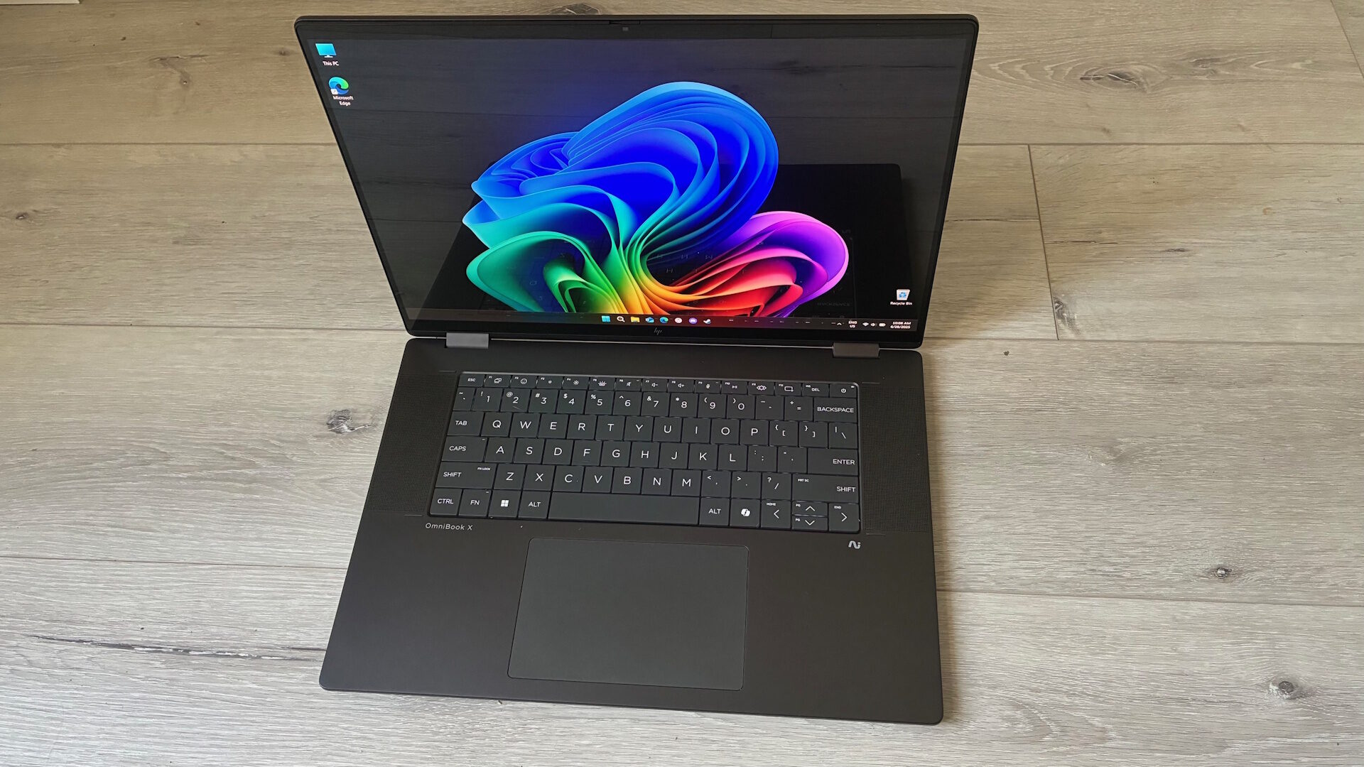 HP OmniBook X Flip 16 Laptop Review
