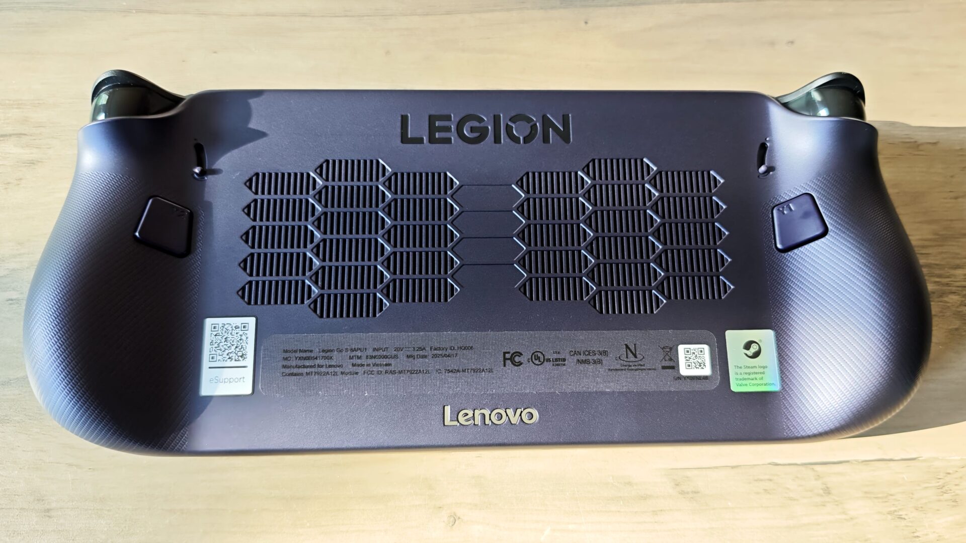 Lenovo Legion Go S SteamOS Review