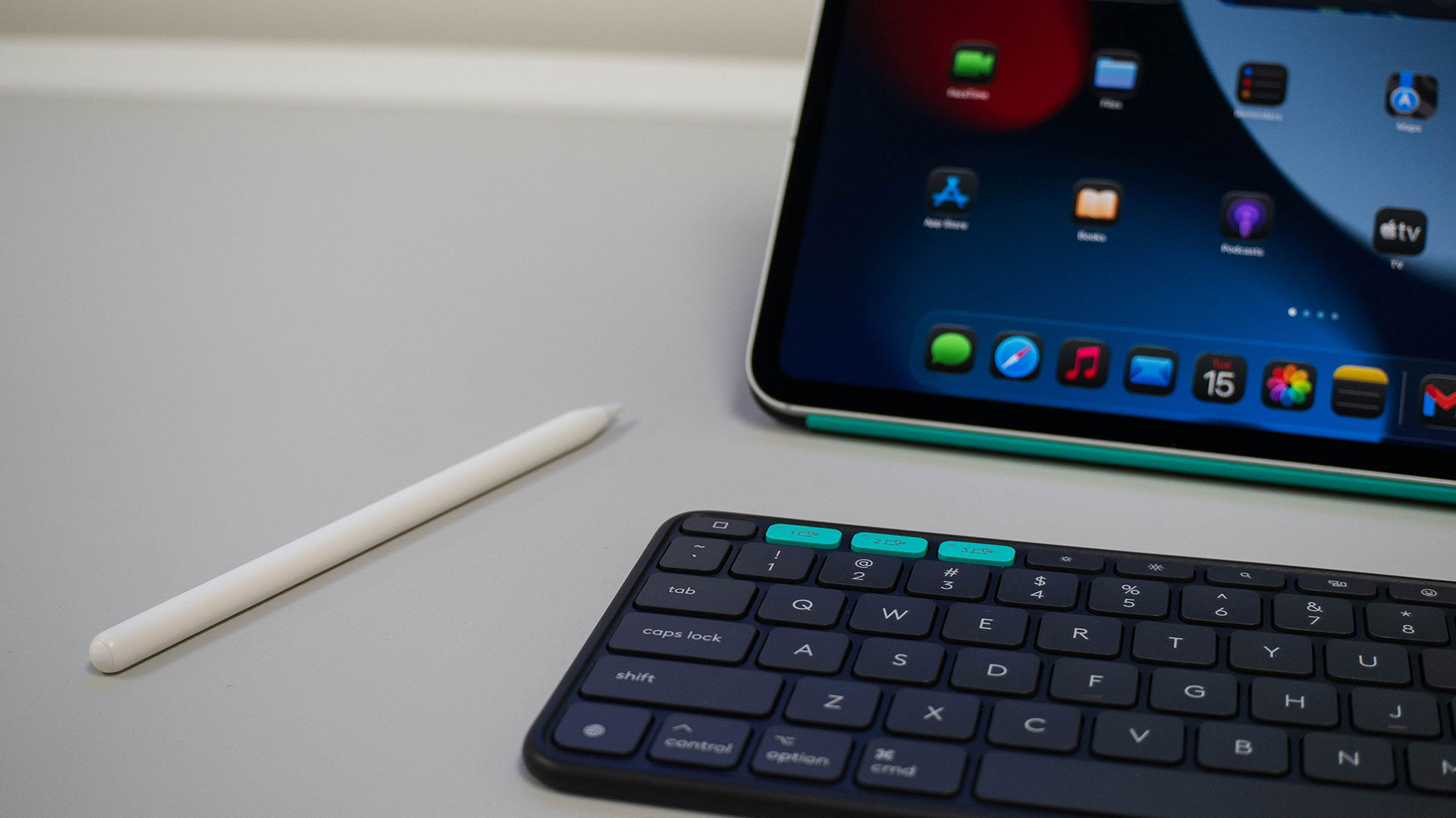 Logitech Flip Folio iPad Case Review