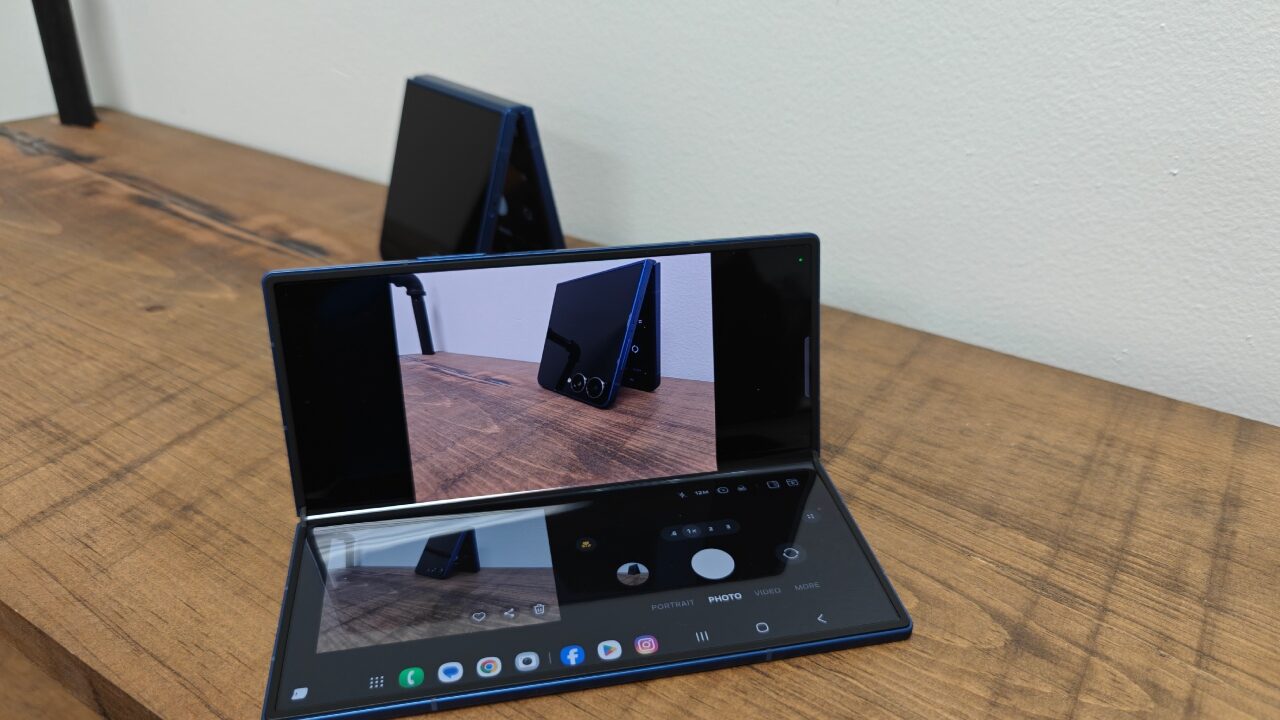 Samsung Galaxy Z Fold7 Smartphone Review