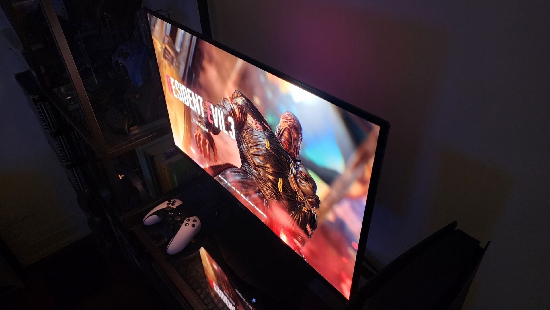 MSI MPG 272URX QD-OLED Gaming Monitor Review