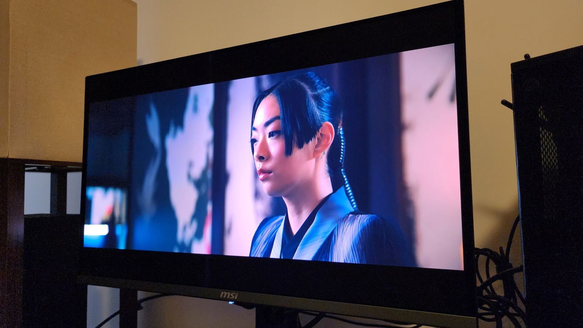 MSI MPG 272URX QD-OLED Gaming Monitor Review