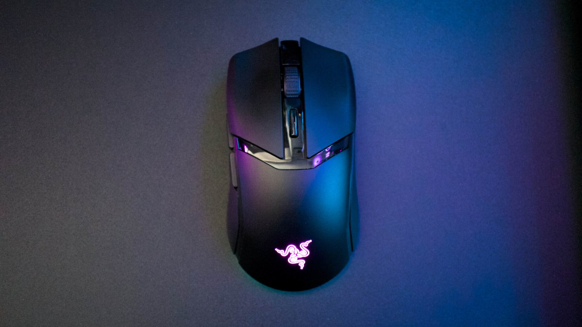 Razer Cobra HyperSpeed Wireless Gaming Mouse Review