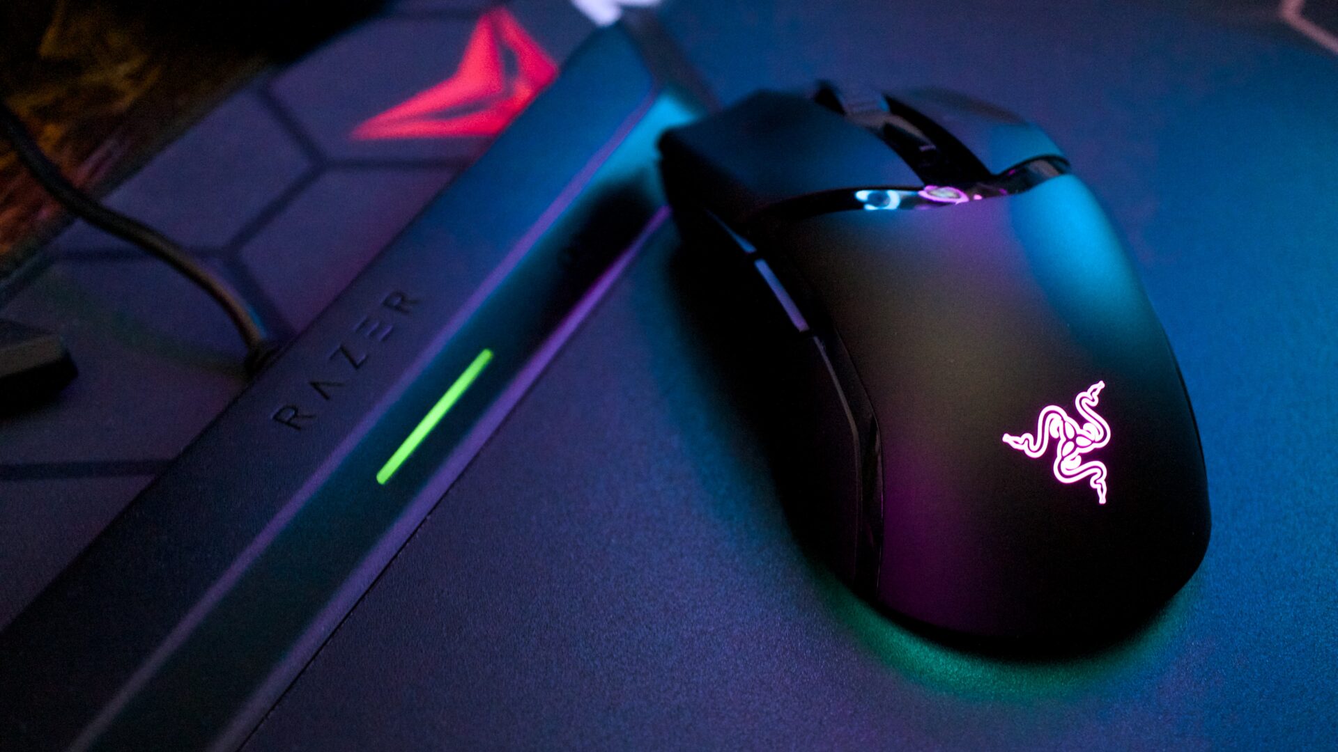 Razer Cobra HyperSpeed Wireless Gaming Mouse Review