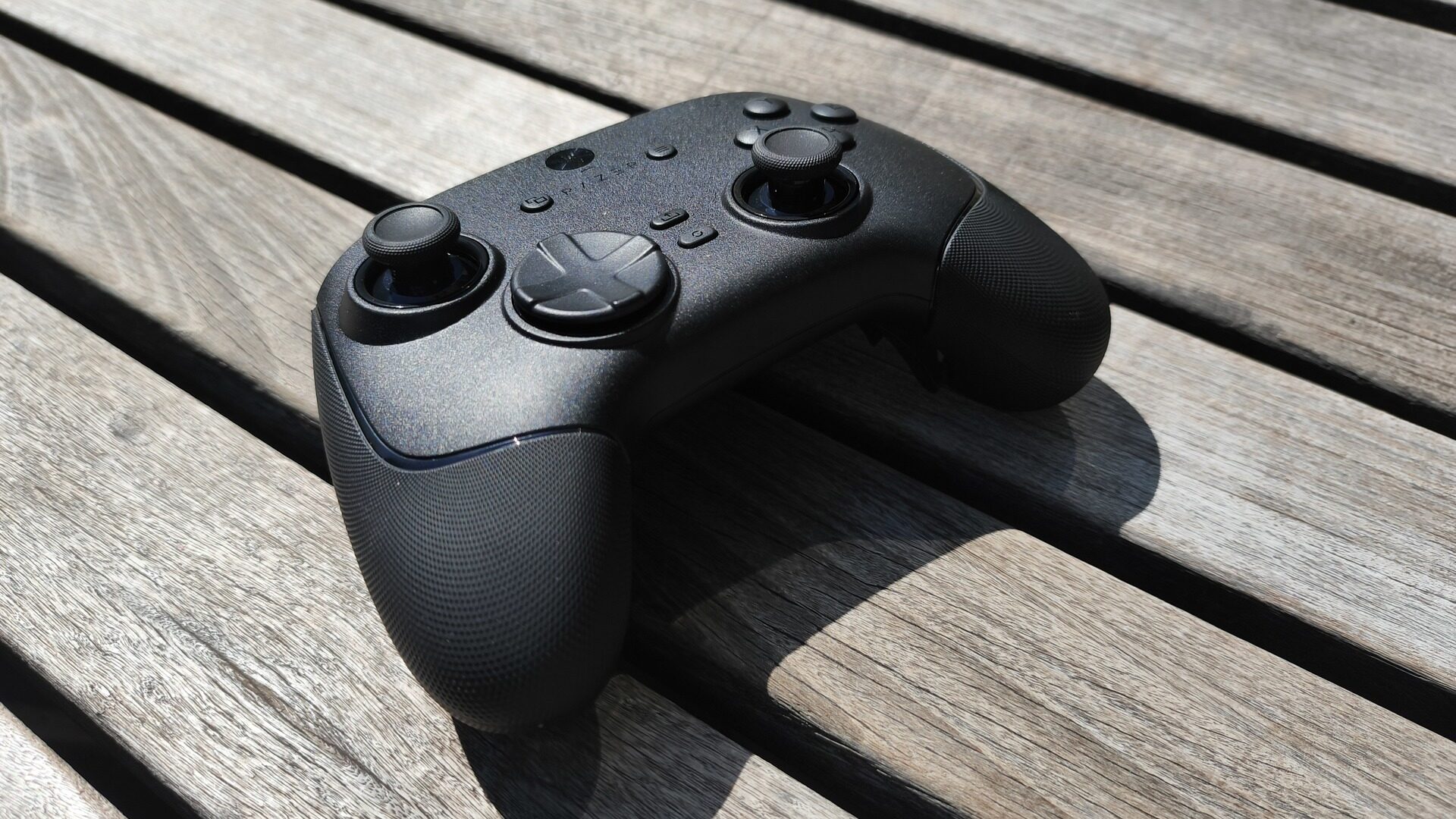 Razer Wolverine V3 Pro 8K PC Review