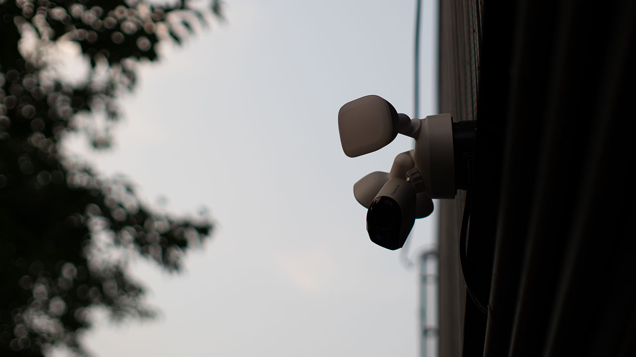 Reolink Elite Floodlight WiFi Security Camera Review