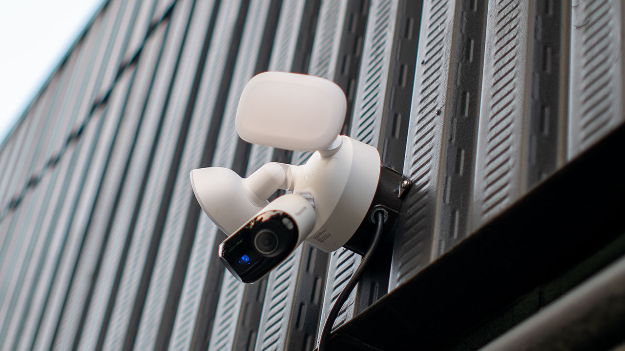 Reolink Elite Floodlight WiFi Security Camera Review