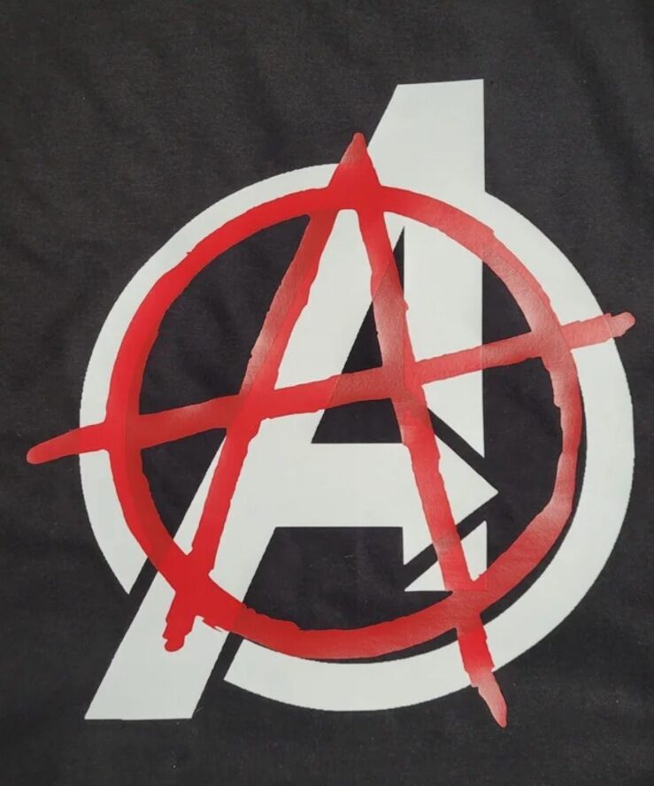 Ryan Reynolds Posts Avengers: Doomsday Teaser And Throws The Internet Into a Deadpool Frenzy