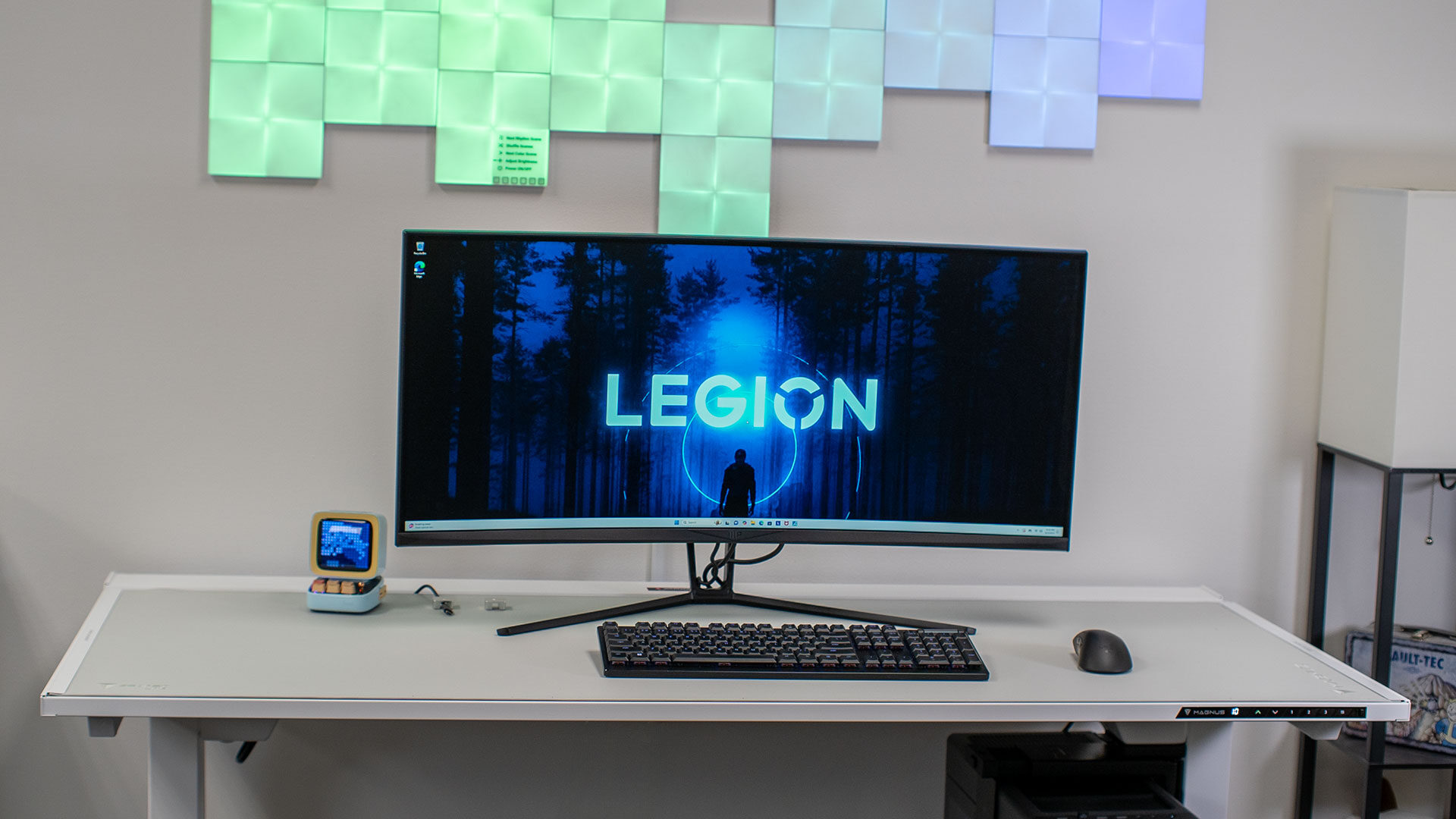 Secretlab MAGNUS Pro Gaming Desk Review