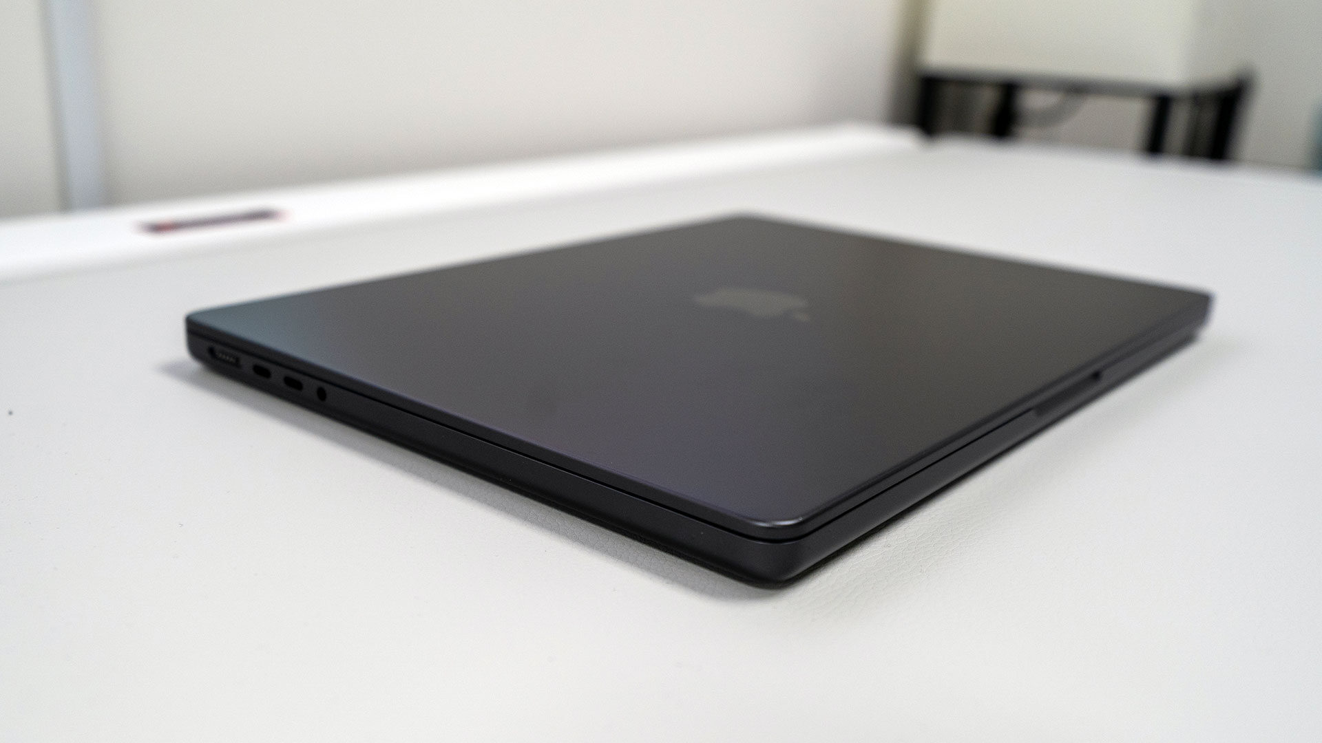 Apple MacBook Pro M5 Laptop Review