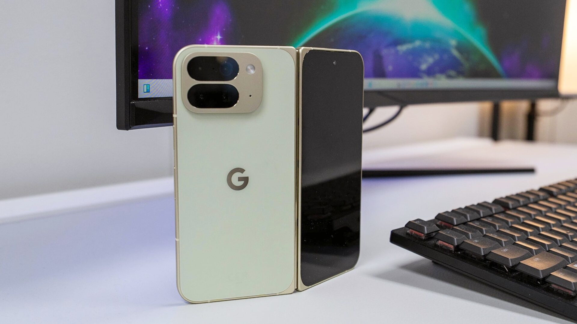 Google Pixel 10 Pro Fold Smartphone Review