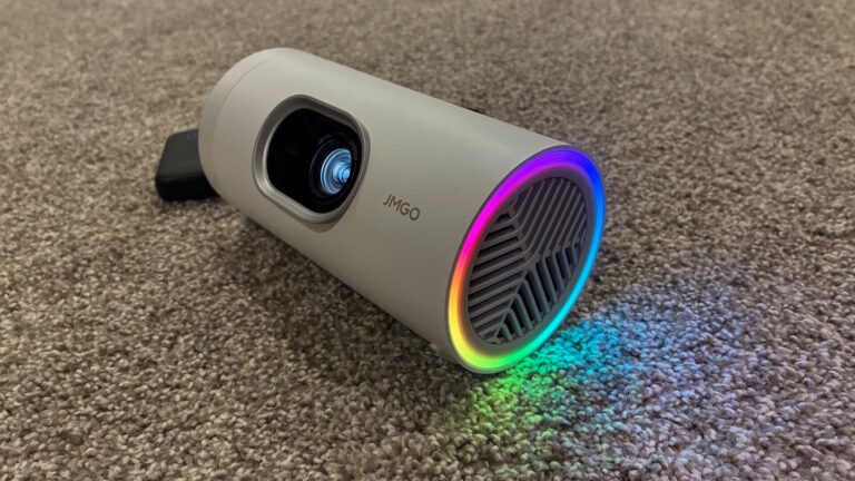 JMGO PicoPlay Portable Projector Review