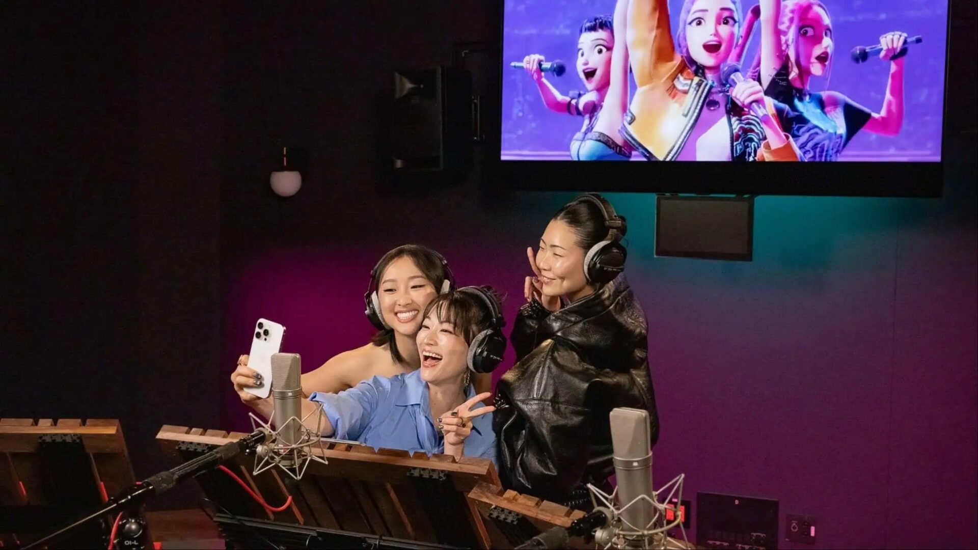 Speaking With KPop Demon Hunters Co-Director Chris Appelhans 3