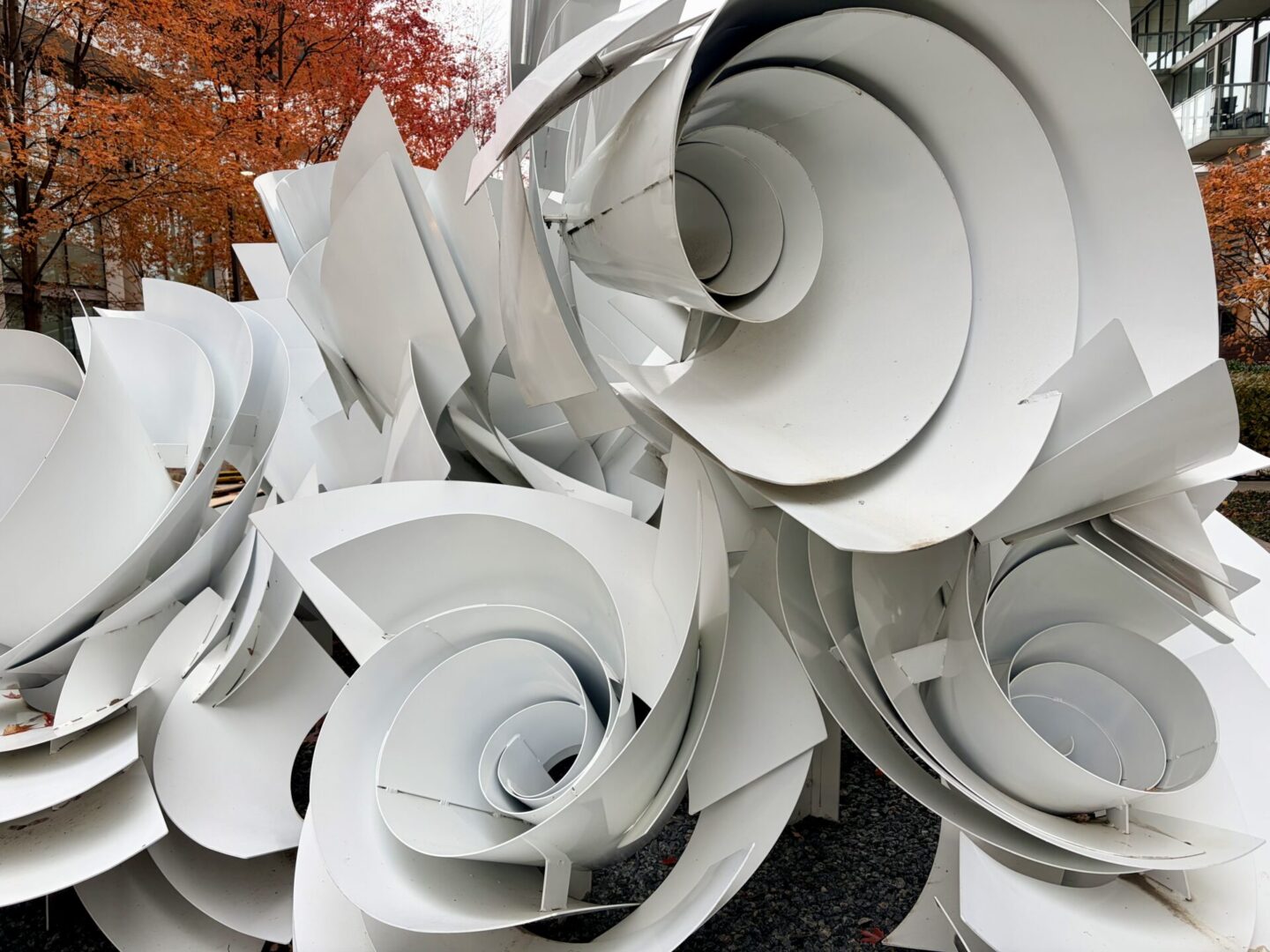 Apple iPhone 17 Smartphone Review