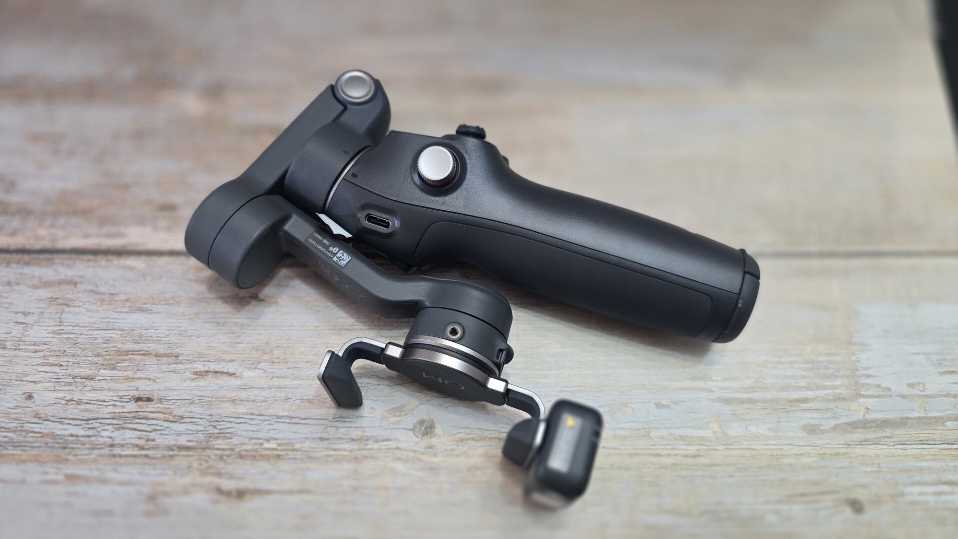 DJI Osmo Mobile 8 Gimbal Review