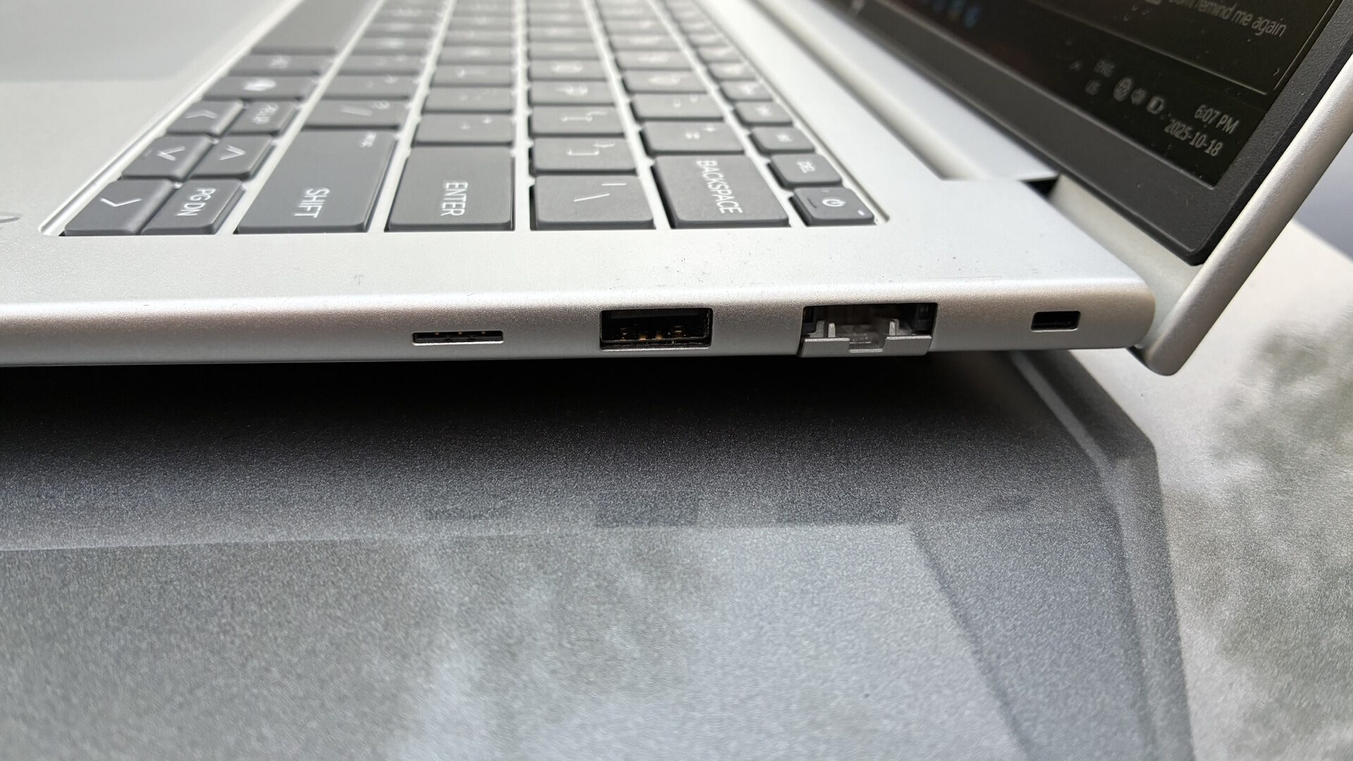 HP EliteBook 6 G1q Laptop Review