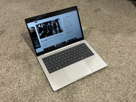 HP EliteBook Gli 14 Laptop Review