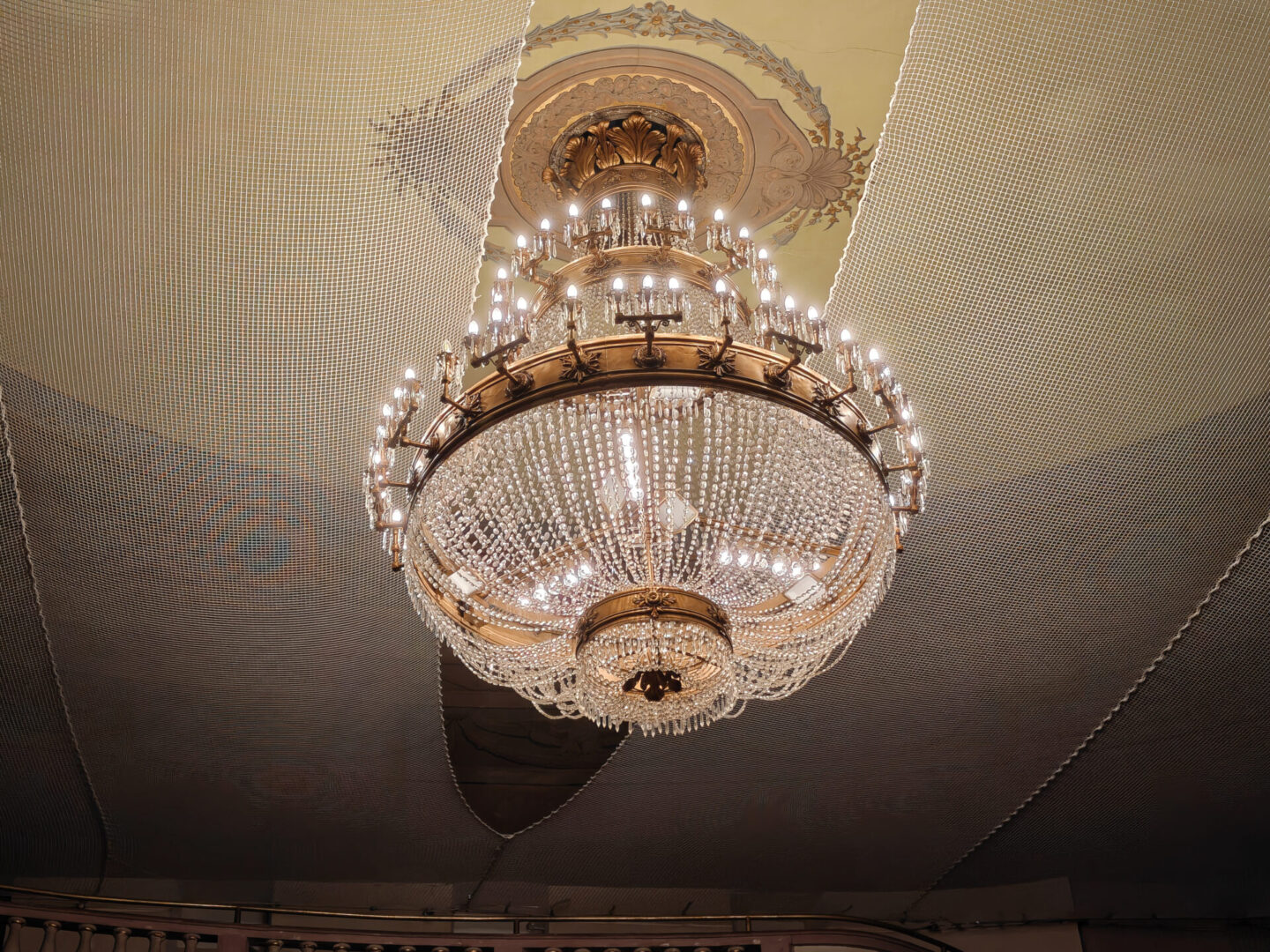 OnePlus 15 Smartphone Review