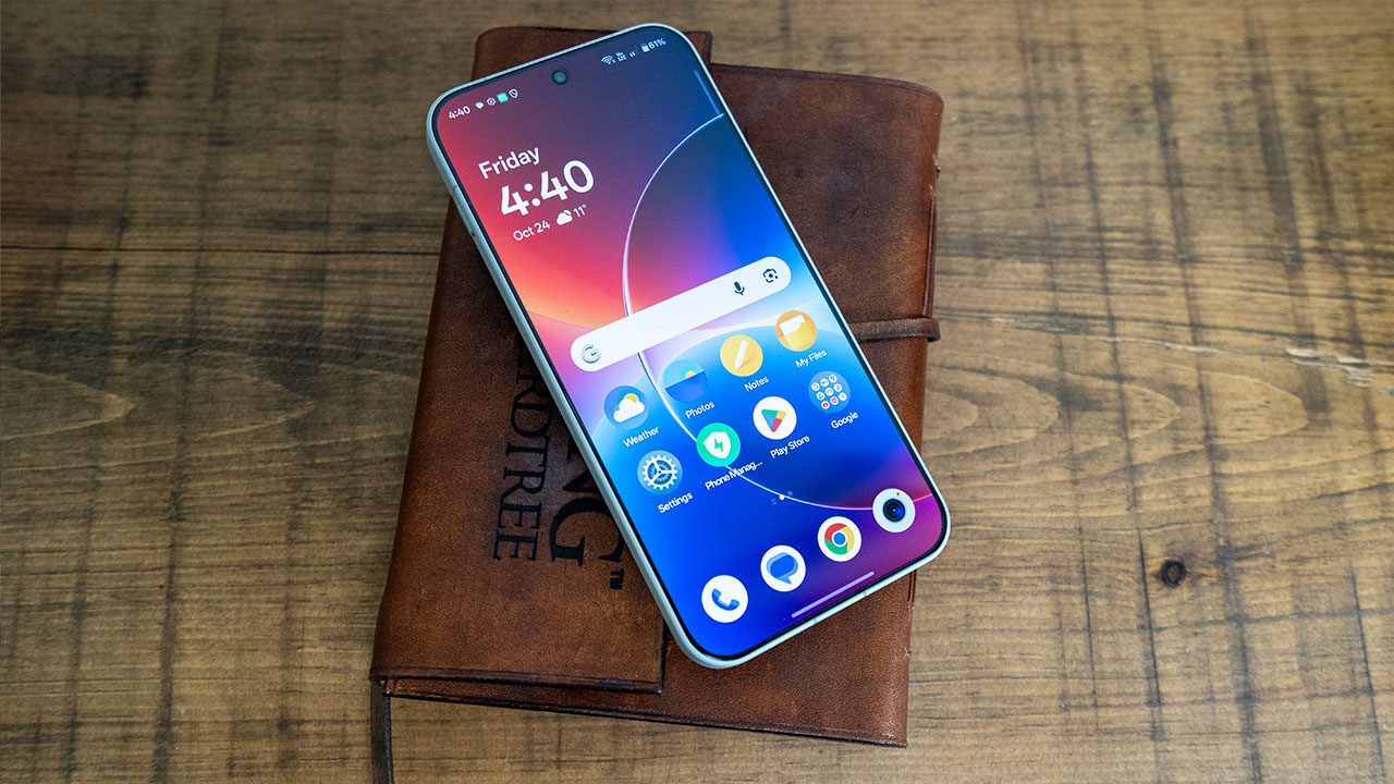 OnePlus 15 Smartphone Review