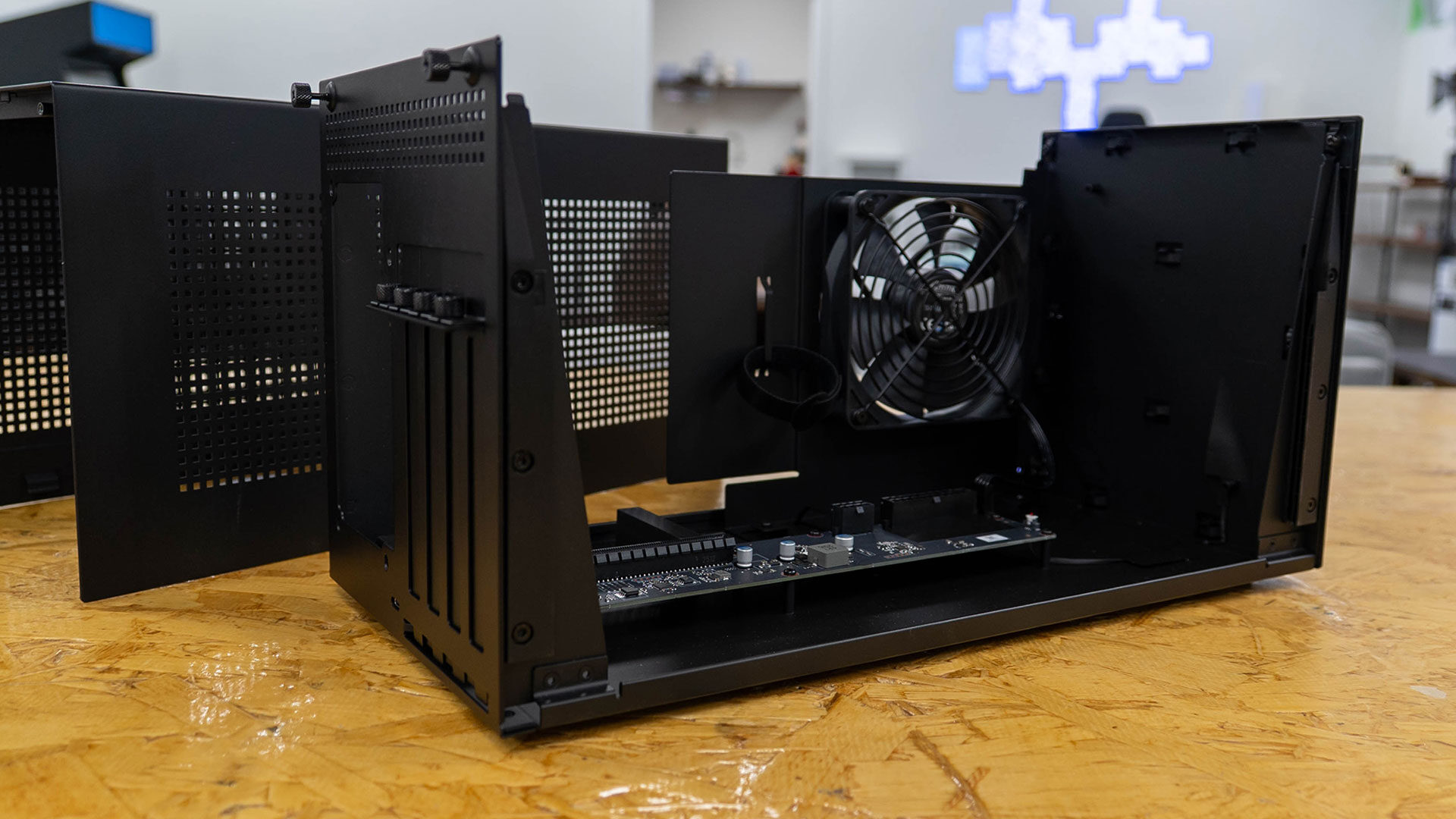 Razer Core X V2 eGPU Review