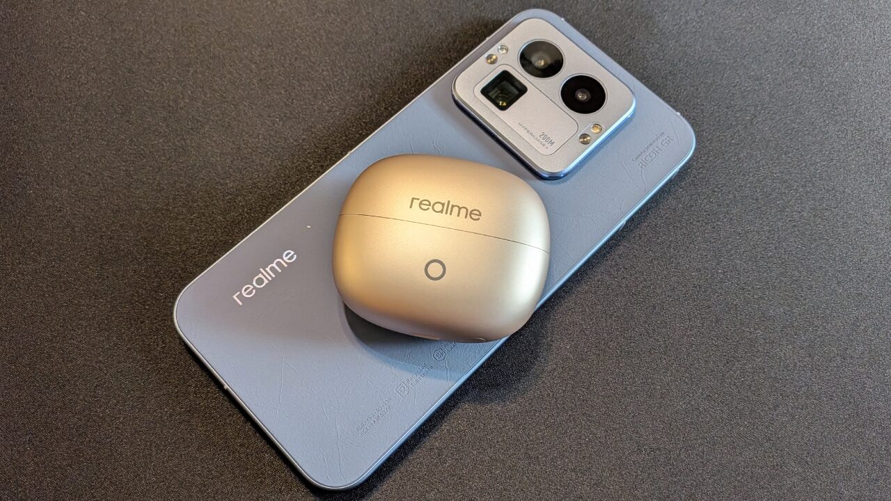 Realme Buds Clip Earbuds Review