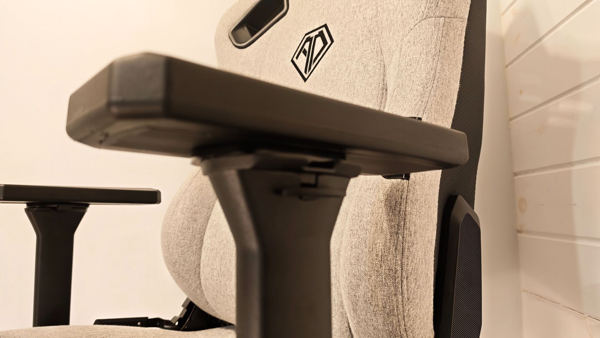 Anda Seat Kaiser 3E Xl Gaming Chair Review Anda Seat Kaiser 3E Xl Gaming Chair Review